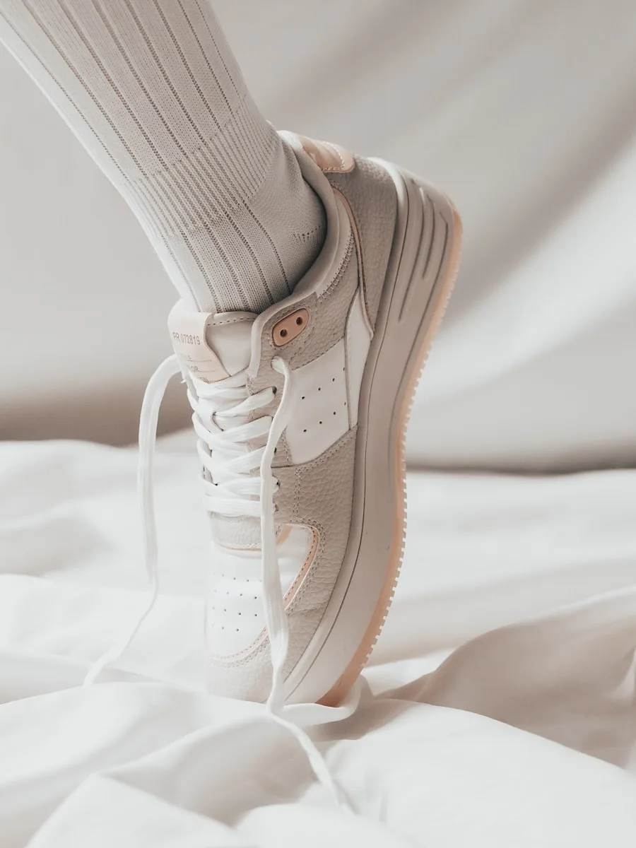 Olivia Sneaker — Altın Dana derisi · Sneaker