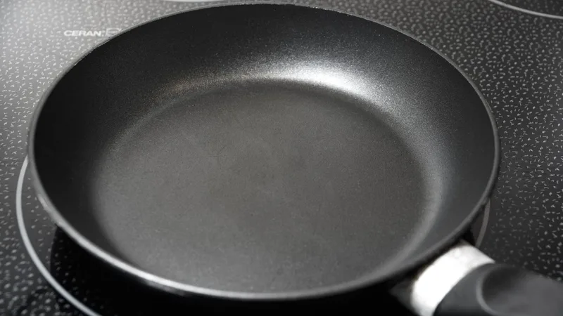 Seramik Tava 28 cm, İndüksiyon Uyumlu